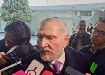 Adán Augusto respalda vallado en Palacio Nacional ante marcha de la Generación 