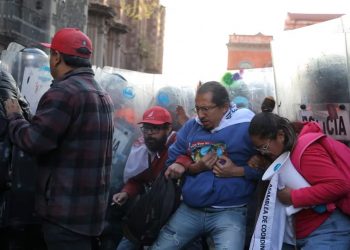 Sheinbaum cuestiona plantón de la CNTE: “No se entiende si hay diálogo y mesas de trabajo abiertas”