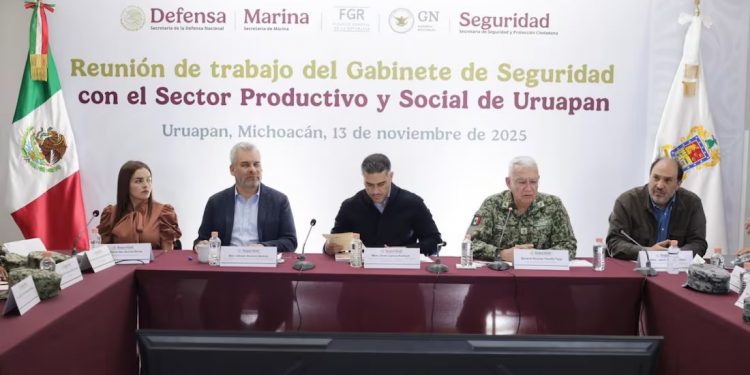 Gabinete de Seguridad refuerza estrategia en Michoacán y se reúne con alcaldesa de Uruapan tras amenazas