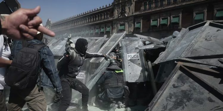 “A la transformación no la detiene nadie”, Sheinbaum rechaza narrativa de represión en marcha de Generación Z