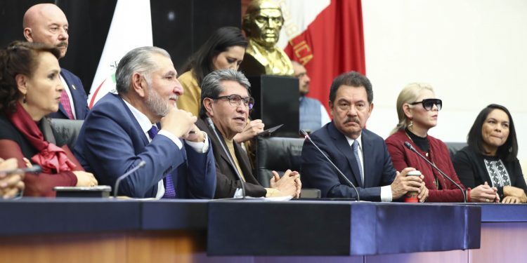 Monreal y Adán Augusto niegan intento golpista; acusan a Claudio X., Madrazo y Tabe de orquestar marcha de la Generación Z