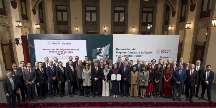 Sheinbaum renueva el PACIC; canasta básica seguirá en 910 pesos hasta mayo de 2026