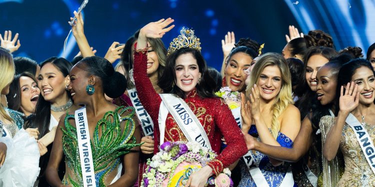 La tabasqueña Fátima Bosch es Miss Universo 2025