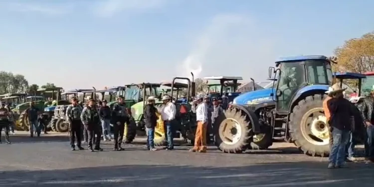 Alito Moreno: productores y transportistas protestan por abandono del gobierno, no por política