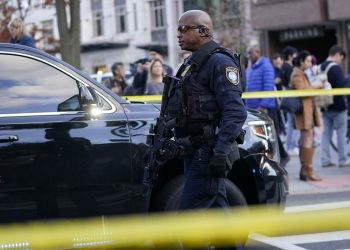 Mueren dos agentes de la Guardia Nacional en tiroteo cerca de la Casa Blanca; Trump fue notificado del ataque