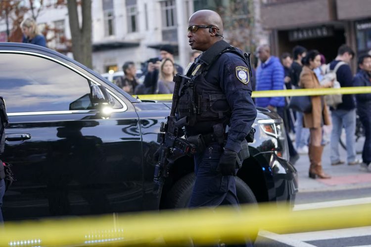 Mueren dos agentes de la Guardia Nacional en tiroteo cerca de la Casa Blanca; Trump fue notificado del ataque