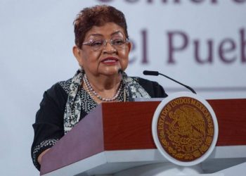 Ernestina Godoy asume provisionalmente la FGR tras renuncia de Gertz Manero