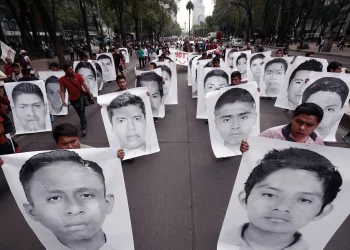 Sheinbaum revela más de 10 detenciones recientes por el caso Ayotzinapa y confirma acercamientos con exintegrantes del GIEI