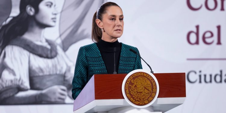 Sheinbaum lanza el “Plan Michoacán por la Paz y la Justicia” tras asesinato de Carlos Manzo, alcalde de Uruapan