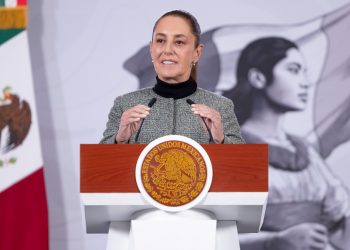 Sheinbaum descarta “rebelión interna” por críticas de Marx Arriaga y respalda gestión de Mario Delgado en la SEP