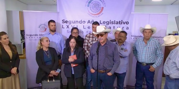 Productores y transportistas advierten bloqueos en aduanas y CDMX ante aprobación de la nueva Ley de Aguas