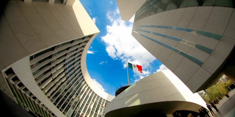 Senado aprueba reforma que eleva hasta 9 años las penas por abuso sexual en México