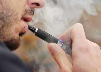 Aprueba Senado reformas que castigan con hasta 8 años de cárcel la comercialización de vapeadores