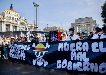 Generación Z realiza tercera Marcha del Silencio por la Paz en CDMX