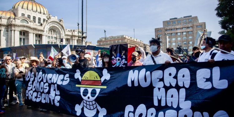 Generación Z realiza tercera Marcha del Silencio por la Paz en CDMX