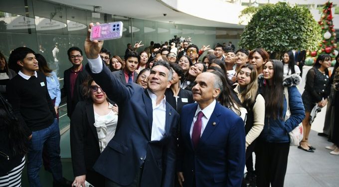 Alito Moreno acusa a Morena de llevar a México al peor crecimiento económico de América Latina en 2025