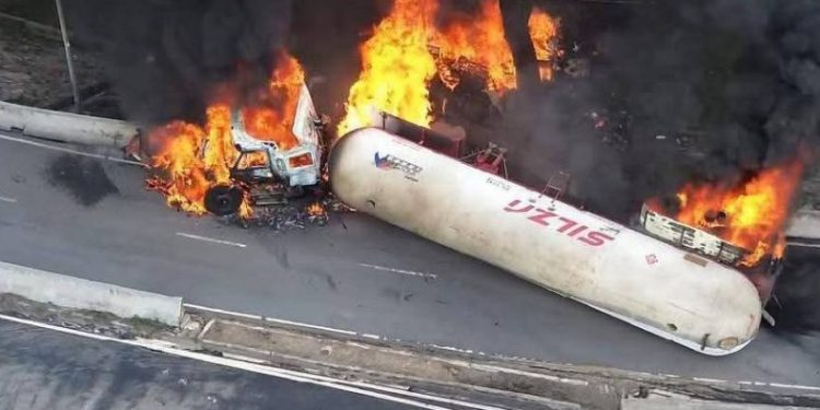 Reparaciones por explosión de pipa en Iztapalapa suman 480 mdp; 90% ya fue pagado