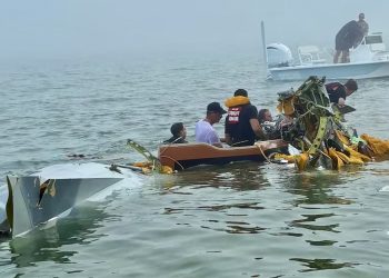 Sheinbaum expresa condolencias por accidente de avión de la Marina en Texas