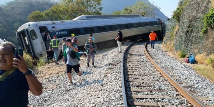 Sheinbaum ordena atención inmediata a víctimas del accidente del Tren Interoceánico