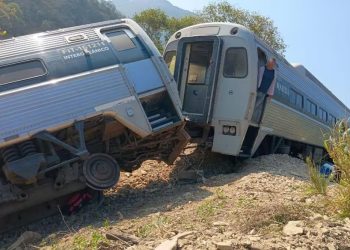 Bajo custodia la “caja negra” del Tren Interoceánico descarrilado en Oaxaca; suman 13 muertos y 109 lesionados
