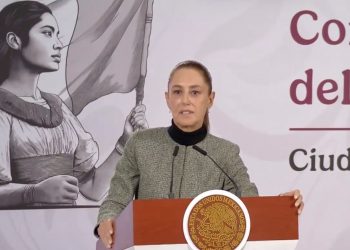 Sheinbaum evita debate con el PRI y defiende seguridad de nuevas líneas ferroviarias