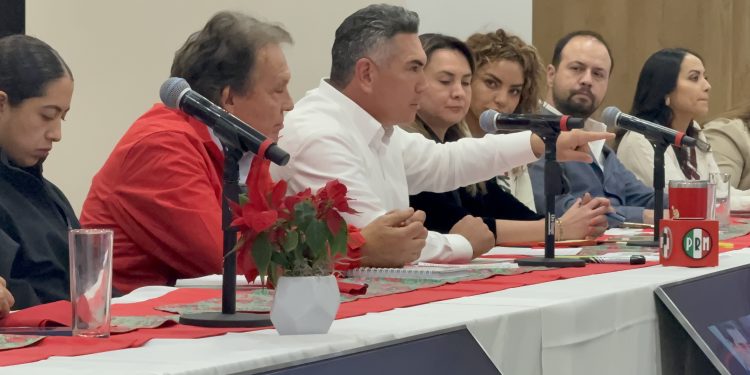 PRI no volverá a apoyar una candidatura presidencial producto de inventos y ocurrencias: Alejandro Moreno