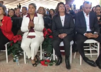 Acompaña la senadora Mariela Gutiérrez a Delfina Gómez al Primer Informe de Gobierno de Tecámac