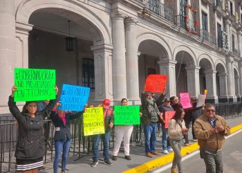 Trabajadores despedidos de Tecámac piden intervención de la gobernadora Delfina Gómez
