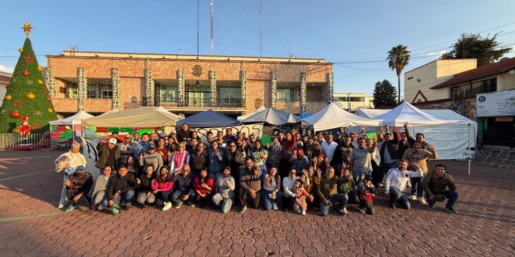 Triunfa plantón contra presunto abuso de autoridad en Tecámac; trabajadores reciben pagos atrasados