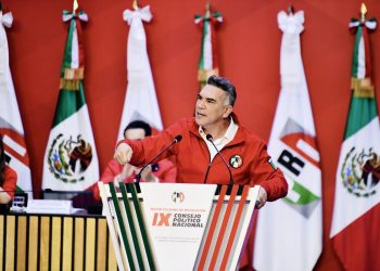 Alejandro Moreno acusa a Morena de ser un “narcopartido” y afirma que llegó al poder con dinero del crimen organizado