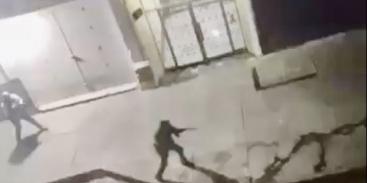 Ráfagas de disparos cerca del Palacio de Miraflores tras juramentación de Delcy Rodríguez en Venezuela