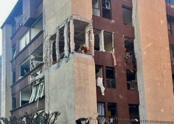 Explosión por presunta acumulación de gas deja cinco heridos y daños en siete edificios en Coyoacán