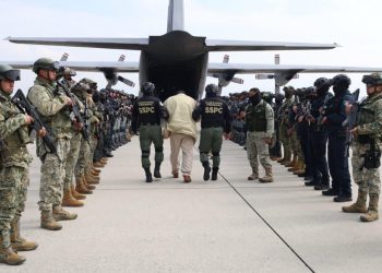 México traslada a EEUU a 37 operadores del crimen organizado