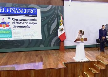 Economía mexicana cierra 2025 mejor de lo previsto; crecería 2.3%, destaca Sheinbaum