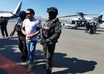 Vinculan a proceso a ‘El Botox’, líder de Los Blancos de Troya; ingresa al penal del Altiplano