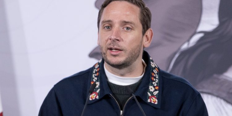 Salud anuncia inversión récord de 11 mil mdp para modernizar hospitales con 816 equipos médicos