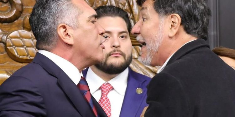 Alito Moreno y Fernández Noroña cruzan señalamientos por seguridad y camionetas blindadas