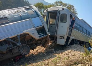 Exceso de velocidad causó descarrilamiento del Tren Interoceánico: FGR va por acción penal