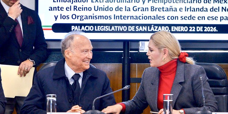 “Servidor de la ley”, se define Gertz Manero al ser ratificado en comisiones como embajador en Reino Unido