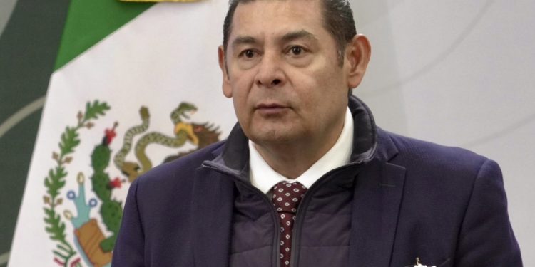 Armenta presume reducción delictiva, inversión histórica en seguridad y rescate financiero en Puebla ante Sheinbaum