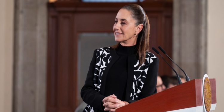 Sheinbaum descarta versión de Bloomberg sobre posible retiro de Trump del T-MEC