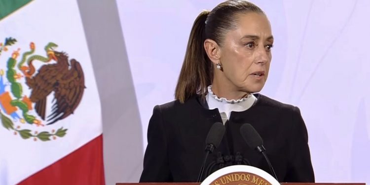 Sheinbaum descarta embajada para Adán Augusto tras dejar la coordinación de Morena