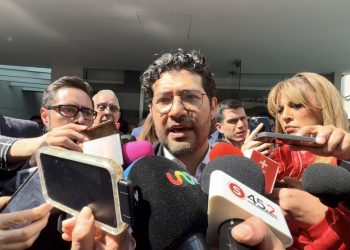 Reforma laboral fija semana de 40 horas: 8 horas diarias y cinco días de trabajo