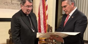 Alito Moreno se reúne con Nuncio Apostólico en EU para abordar migración, seguridad y democracia