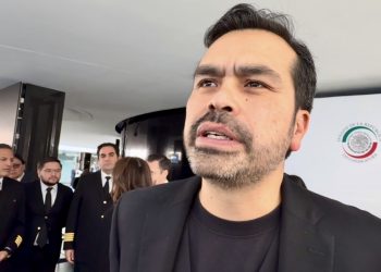 Máynez rechaza acusaciones de nepotismo y defiende posible candidatura de Mariana Rodríguez