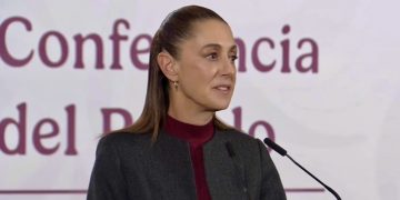 Sheinbaum impulsa incentivos al cine y series en México; destaca presencia y reconocimiento a Salma Hayek