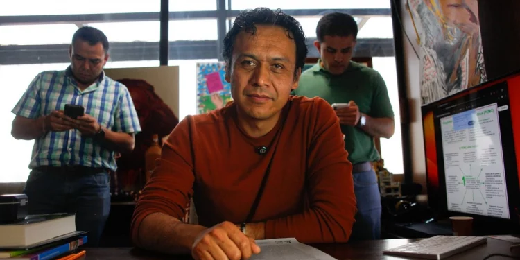 Crisis en la SEP llega al Senado: oposición acusa vacío de mando y exige cuentas a Mario Delgado