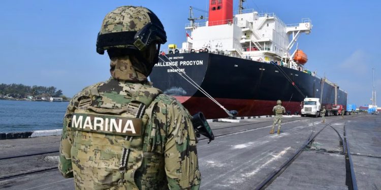 Huachicol fiscal bajo la lupa: abren siete indagatorias en ASIPONAS, Marina y Aduanas