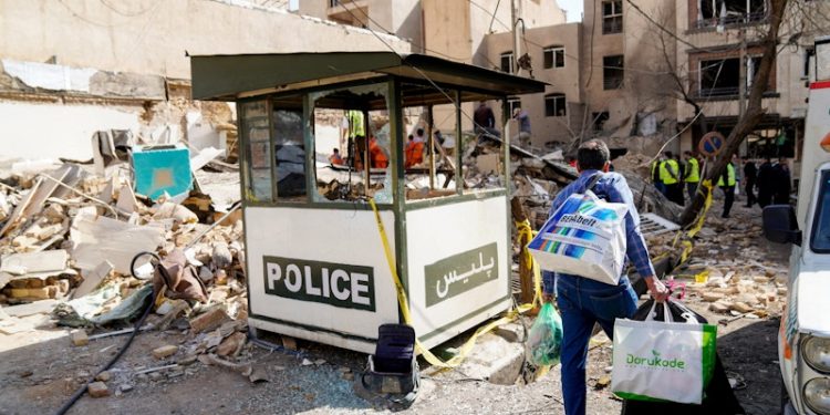 Estados Unidos e Israel bombardean Irán; Trump llama al pueblo iraní a levantarse contra el régimen