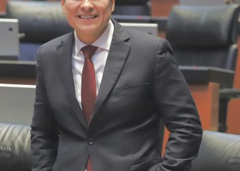 Reducción de jornada a 40 horas mejorará productividad y seguridad laboral, afirma Pável Jarero